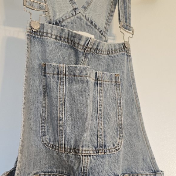 TNR Jeans Ripped and torn blue Denim Overalls, Size L, NWT - Picture 5 of 16